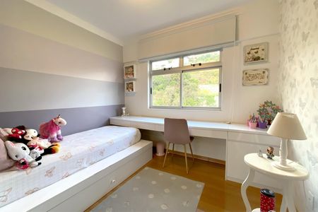 Apartamento à venda com 260m², 4 quartos e 5 vagas Apartamento à venda com 260m², 4 quartos e 5 vagasQuarto 1