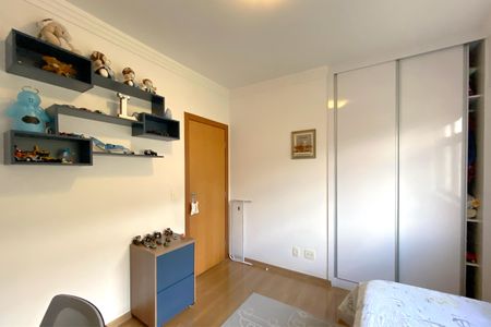 Apartamento à venda com 260m², 4 quartos e 5 vagas Apartamento à venda com 260m², 4 quartos e 5 vagasQuarto 2