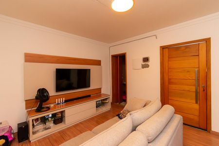 Casa à venda com 288m², 4 quartos e 5 vagas Casa à venda com 288m², 4 quartos e 5 vagasSala da Casa 2