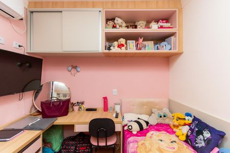 Casa à venda com 288m², 4 quartos e 5 vagas Casa à venda com 288m², 4 quartos e 5 vagasSuíte 2 da Casa 2