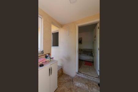 Casa à venda com 288m², 4 quartos e 5 vagas Casa à venda com 288m², 4 quartos e 5 vagasEntrada