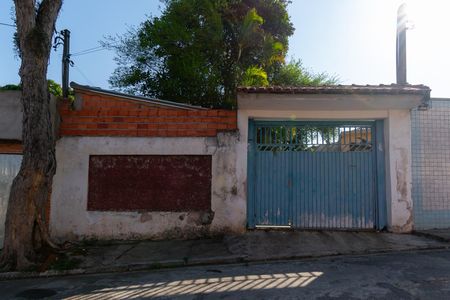 Casa à venda com 288m², 4 quartos e 5 vagas Casa à venda com 288m², 4 quartos e 5 vagasFachada