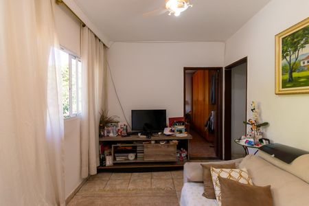 Casa à venda com 288m², 4 quartos e 5 vagas Casa à venda com 288m², 4 quartos e 5 vagasSala da Casa 1