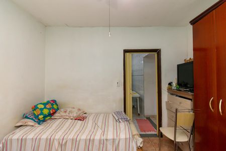 Casa à venda com 288m², 4 quartos e 5 vagas Casa à venda com 288m², 4 quartos e 5 vagasQuarto 2 da Casa 1