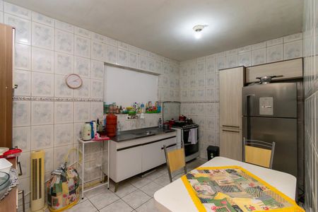 Casa à venda com 288m², 4 quartos e 5 vagas Casa à venda com 288m², 4 quartos e 5 vagasCozinha da Casa 1