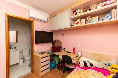 Casa à venda com 288m², 4 quartos e 5 vagas Casa à venda com 288m², 4 quartos e 5 vagasSuíte 2 da Casa 2