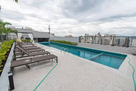 Studio à venda com 31m², 1 quarto e sem vagaPiscina