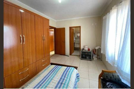 Casa à venda com 3 quartos, 191m² em Vila Carrão, São Paulo