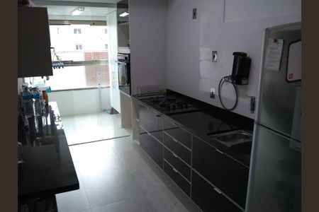 Apartamento à venda com 2 quartos, 70m² em Vila Olímpia, São Paulo