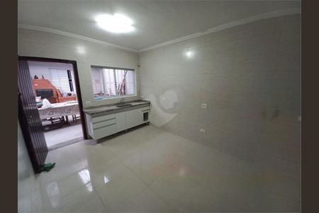 Casa à venda com 180m², 4 quartos e 3 vagas