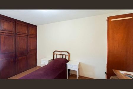 Apartamento à venda com 2 quartos, 65m² em Sagrada Família, Belo Horizonte