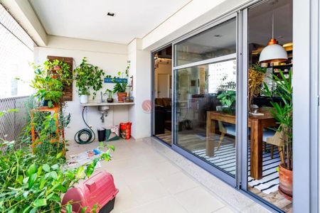 Apartamento à venda com 2 quartos, 102m² em Barra Funda, São Paulo