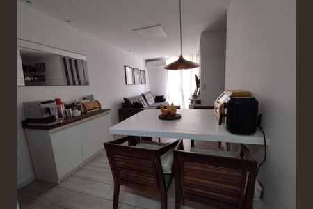 Apartamento à venda com 3 quartos, 67m² em Centro, Niterói