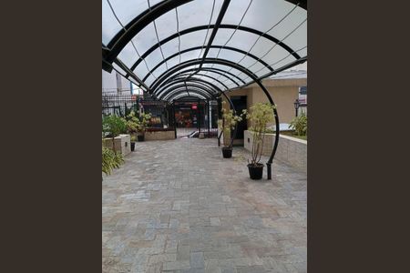 Apartamento à venda com 72m², 2 quartos e 1 vaga