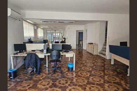 Casa à venda com 315m², 6 quartos e 6 vagas