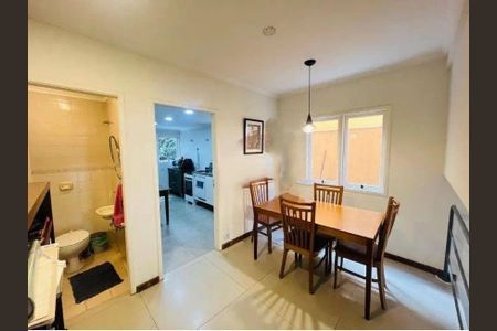 Casa à venda com 3 quartos, 150m² em Jardim Lucia, São Paulo