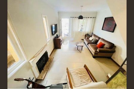 Casa à venda com 3 quartos, 150m² em Jardim Lucia, São Paulo