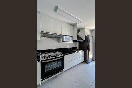 Casa para alugar com 250m², 4 quartos e 2 vagasCozinha