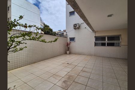 Apartamento à venda com 124m², 3 quartos e 2 vagas Apartamento à venda com 124m², 3 quartos e 2 vagasÁrea comum