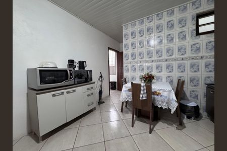 Casa à venda com 120m², 2 quartos e 2 vagasCozinha