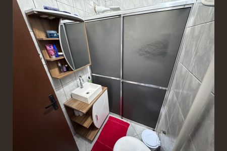 Casa à venda com 120m², 2 quartos e 2 vagasBanheiro