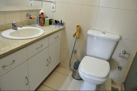 Apartamento à venda com 70m², 3 quartos e 1 vagaBanheiro