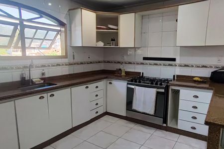 Casa de condomínio à venda com 2502m², 5 quartos e 4 vagas Casa de condomínio à venda com 2502m², 5 quartos e 4 vagasCozinha