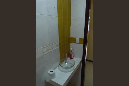 Casa de condomínio à venda com 2502m², 5 quartos e 4 vagas Casa de condomínio à venda com 2502m², 5 quartos e 4 vagasLavabo