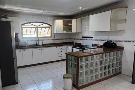 Casa de condomínio à venda com 2502m², 5 quartos e 4 vagas Casa de condomínio à venda com 2502m², 5 quartos e 4 vagasCozinha