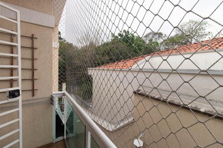 Casa à venda com 133m², 3 quartos e 2 vagas Casa à venda com 133m², 3 quartos e 2 vagasVaranda