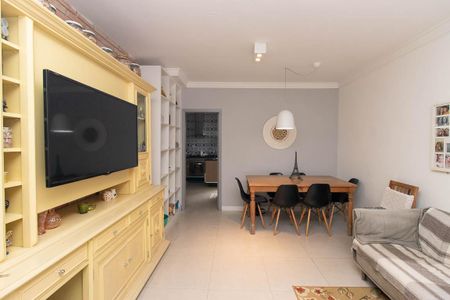 Casa à venda com 133m², 3 quartos e 2 vagas Casa à venda com 133m², 3 quartos e 2 vagasSala