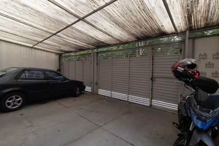 Casa à venda com 133m², 3 quartos e 2 vagas Casa à venda com 133m², 3 quartos e 2 vagasGaragem