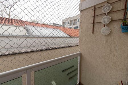 Casa à venda com 133m², 3 quartos e 2 vagas Casa à venda com 133m², 3 quartos e 2 vagasVaranda