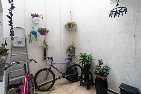 Casa à venda com 133m², 3 quartos e 2 vagas Casa à venda com 133m², 3 quartos e 2 vagasÁrea de Serviço