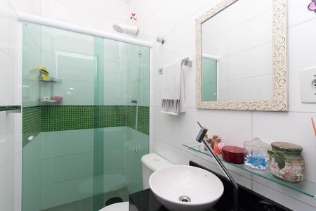 Casa à venda com 133m², 3 quartos e 2 vagas Casa à venda com 133m², 3 quartos e 2 vagasBanheiro Social