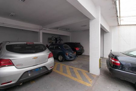 Casa à venda com 133m², 3 quartos e 2 vagas Casa à venda com 133m², 3 quartos e 2 vagasGaragem