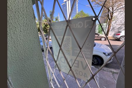 Apartamento à venda com 114m², 2 quartos e 1 vaga Apartamento à venda com 114m², 2 quartos e 1 vagaPlaca