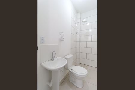 Casa para alugar com 27m², 1 quarto e sem vaga Casa para alugar com 27m², 1 quarto e sem vagaBanheiro Social