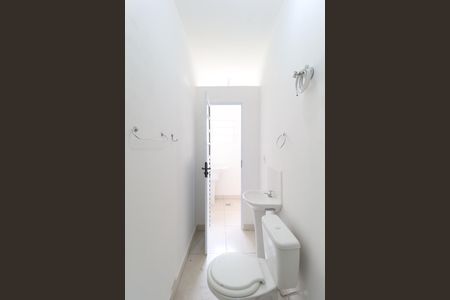 Casa para alugar com 27m², 1 quarto e sem vaga Casa para alugar com 27m², 1 quarto e sem vagaBanheiro