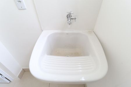 Casa para alugar com 27m², 1 quarto e sem vaga Casa para alugar com 27m², 1 quarto e sem vagaBanheiro