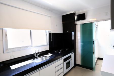 Apartamento à venda com 240m², 3 quartos e 5 vagasCozinha