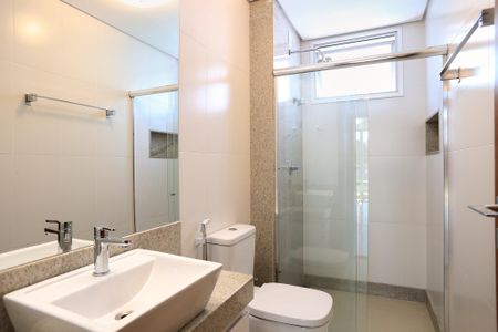 Apartamento à venda com 240m², 3 quartos e 5 vagasBanheiro