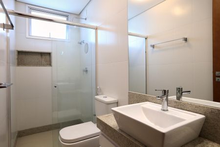 Apartamento à venda com 240m², 3 quartos e 5 vagasBanheiro da Suíte