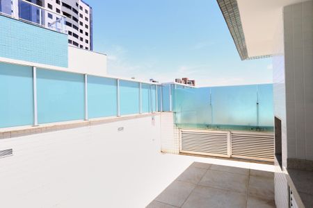 Apartamento à venda com 240m², 3 quartos e 5 vagasCobertura