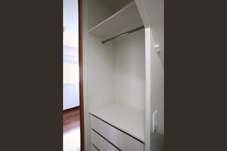 Apartamento à venda com 240m², 3 quartos e 5 vagasCloset da suíte