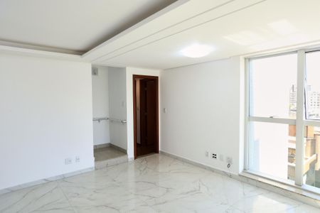 Apartamento à venda com 240m², 3 quartos e 5 vagasSala