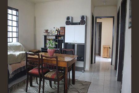 Sala de casa à venda com 3 quartos, 180m² em Costa E Silva, Porto Alegre