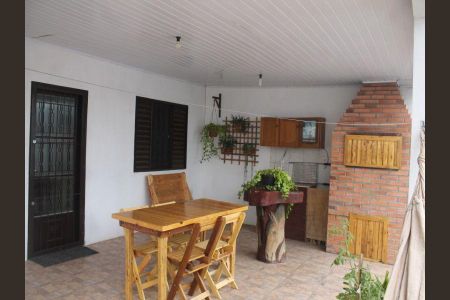 Casa à venda com 180m², 3 quartos e 2 vagasEspaço Gourmet