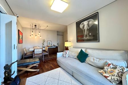 Sala de apartamento à venda com 3 quartos, 108m² em Vila Alexandria, São Paulo