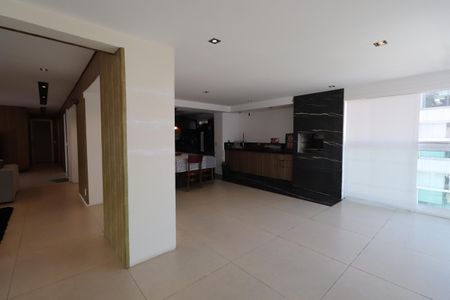 Apartamento para alugar com 265m², 4 quartos e 4 vagasSacada